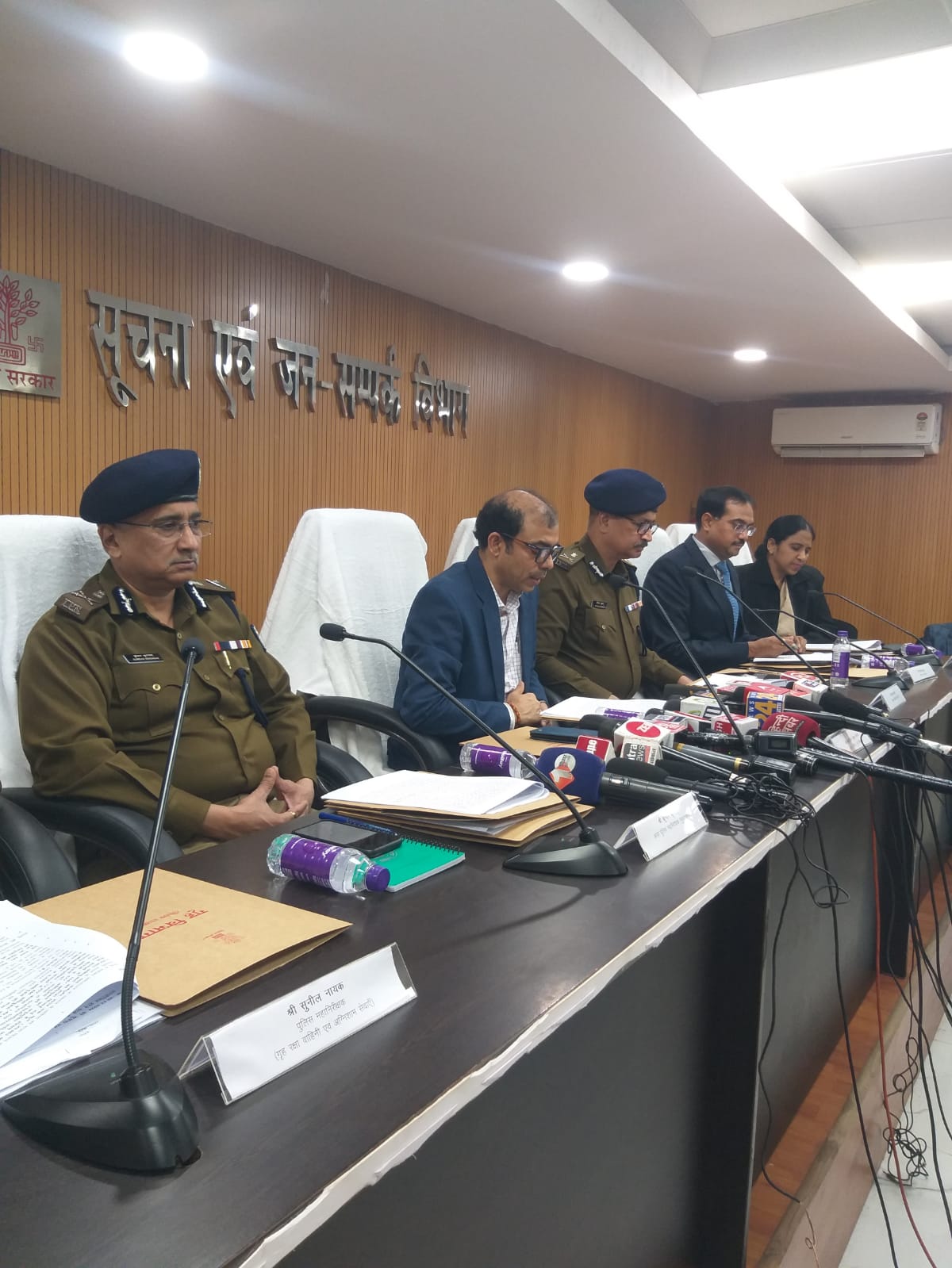 पुलिस पर हमला करने वालों का होगा स्पीडी ट्रायल, अपराधियों की 51 करोड़ की संपत्ति जप्त। 