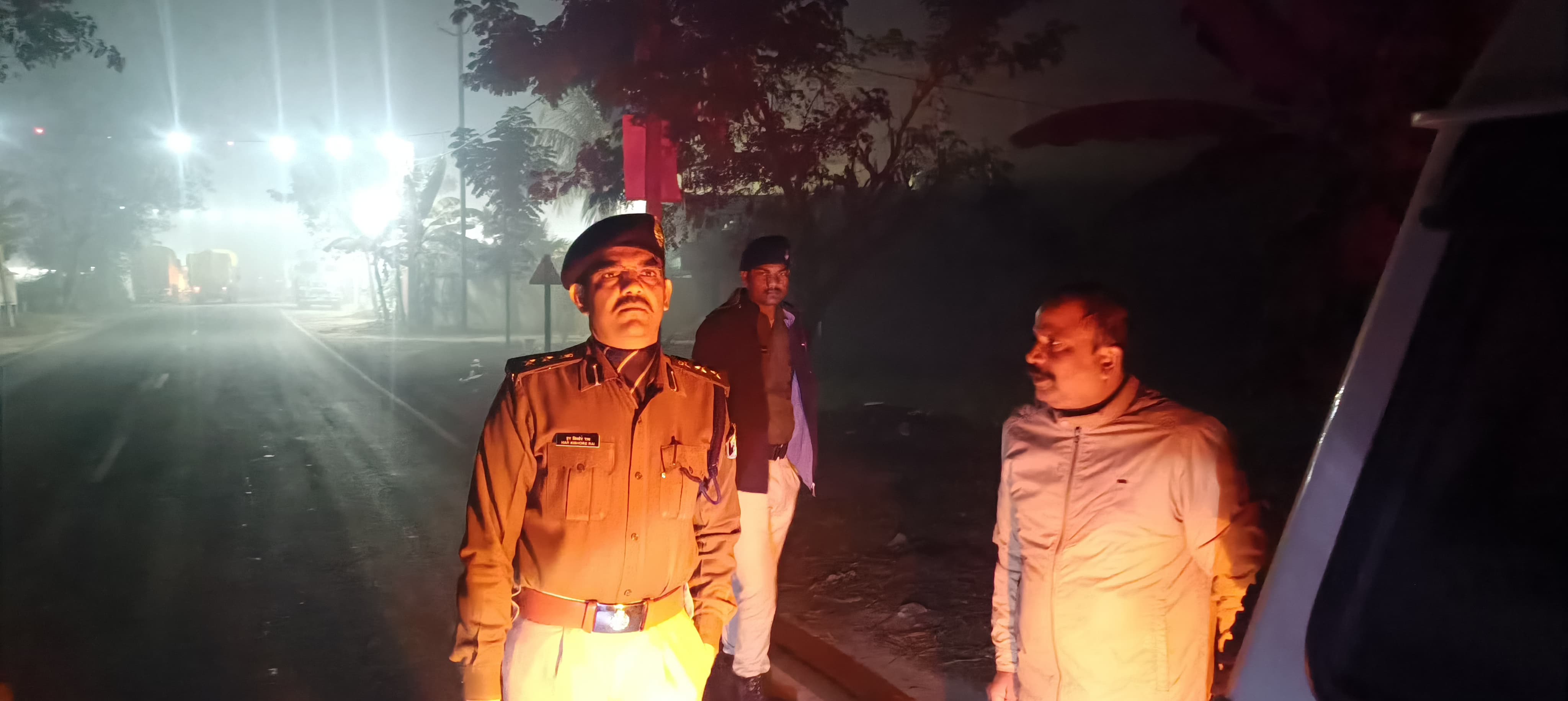 पुलिस अधीक्षक वैशाली के द्वारा वैशाली जिला के विभिन्न थाना क्षेत्र में रात्रि गश्ती किया गया