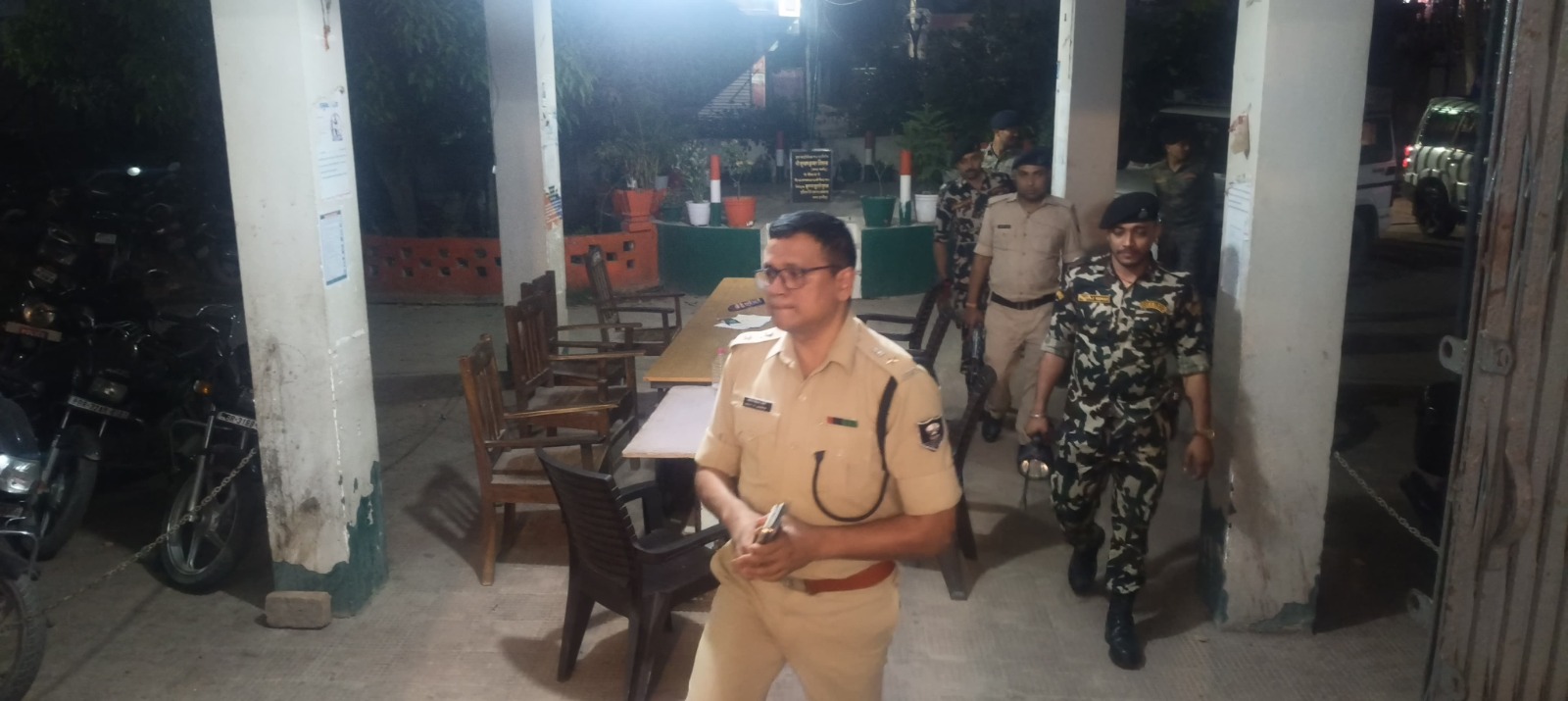 पुलिस अधीक्षक, वैशाली के द्वारा संपूर्ण शहरी क्षेत्र में गश्ति एवं औचक निरीक्षण किया गया ,